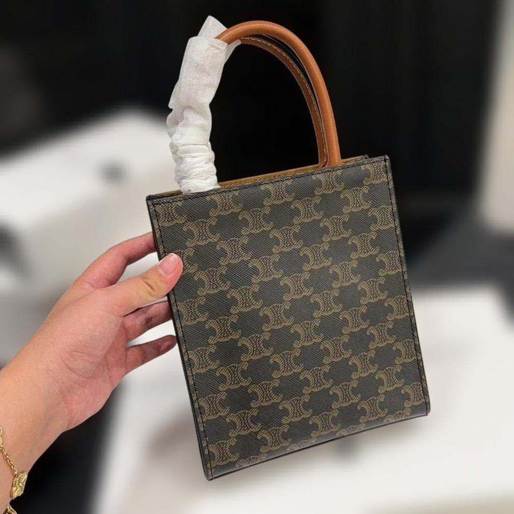 Mini Vertical Cabas Triomphe Canvas バッグ