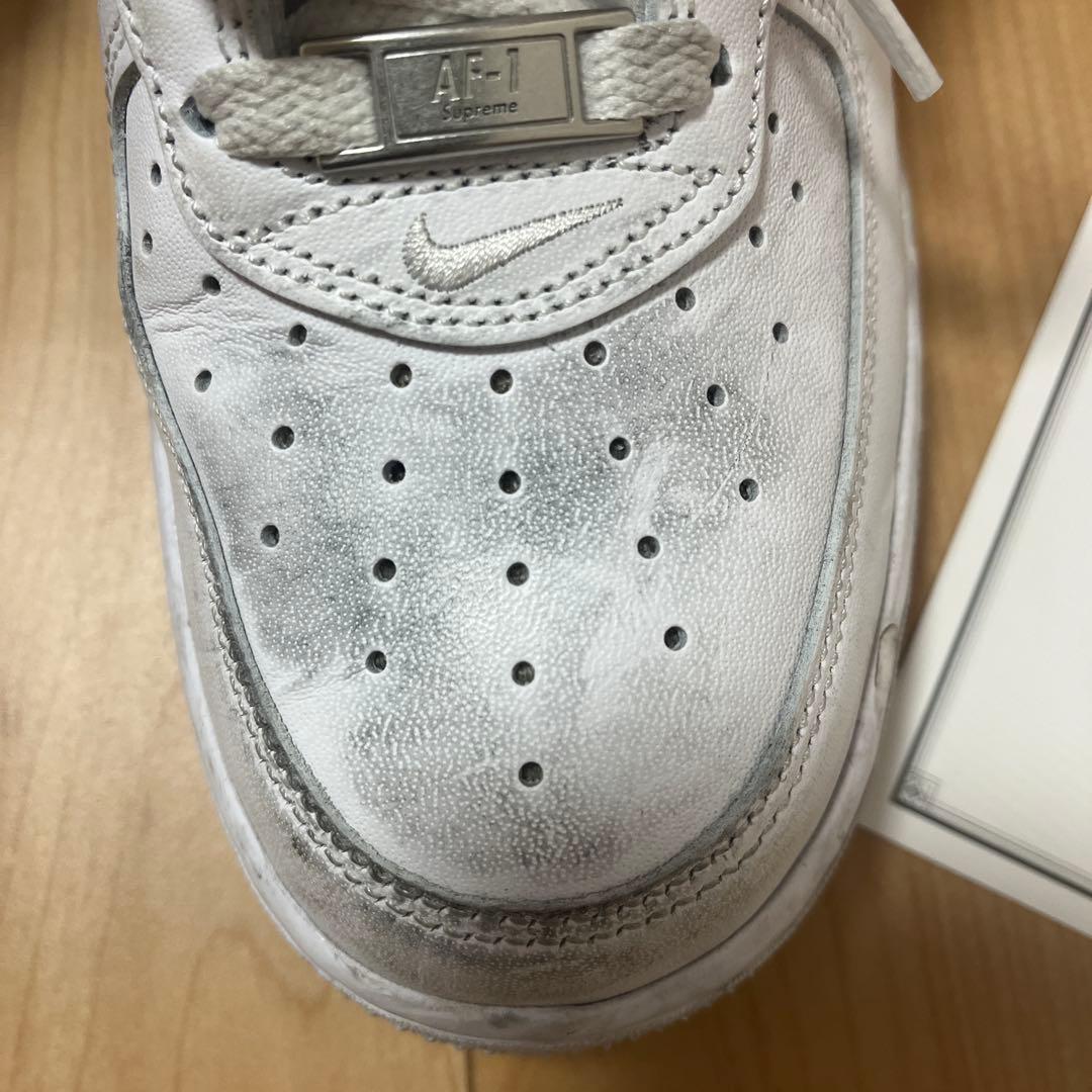 靴 Nike Air Force 1 Low Supreme