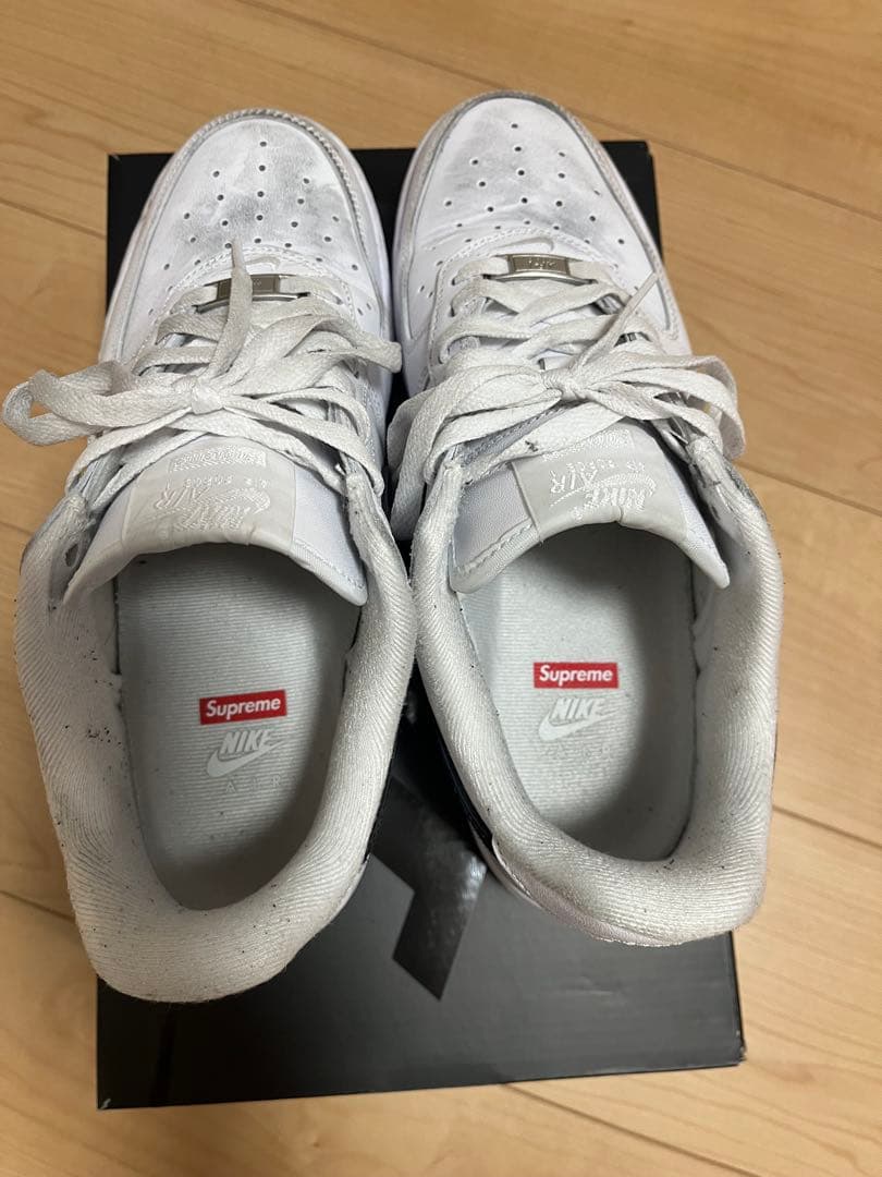 靴 Nike Air Force 1 Low Supreme