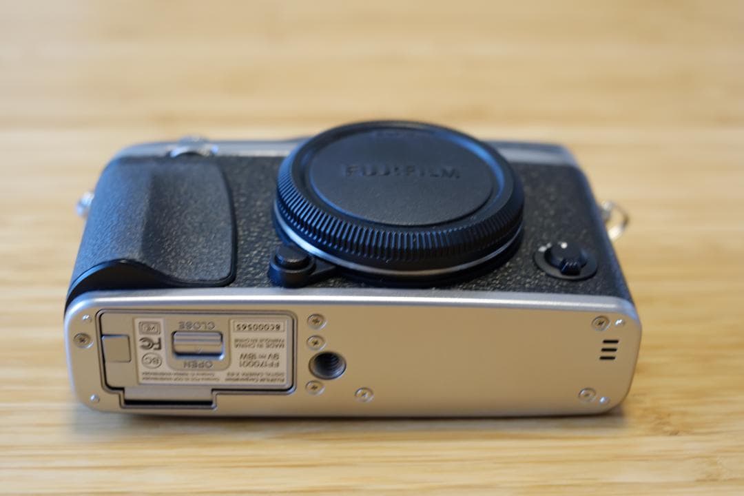 【e1さん専用】Fujifilm X-E3 シルバー 本体と付属品