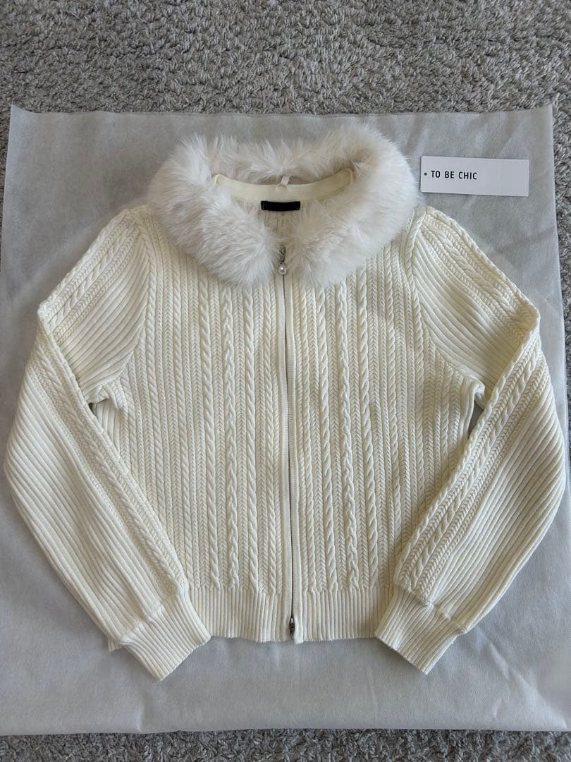 今期完売品　TO BE CHIC フォー付きニットジャケット 40サイズ