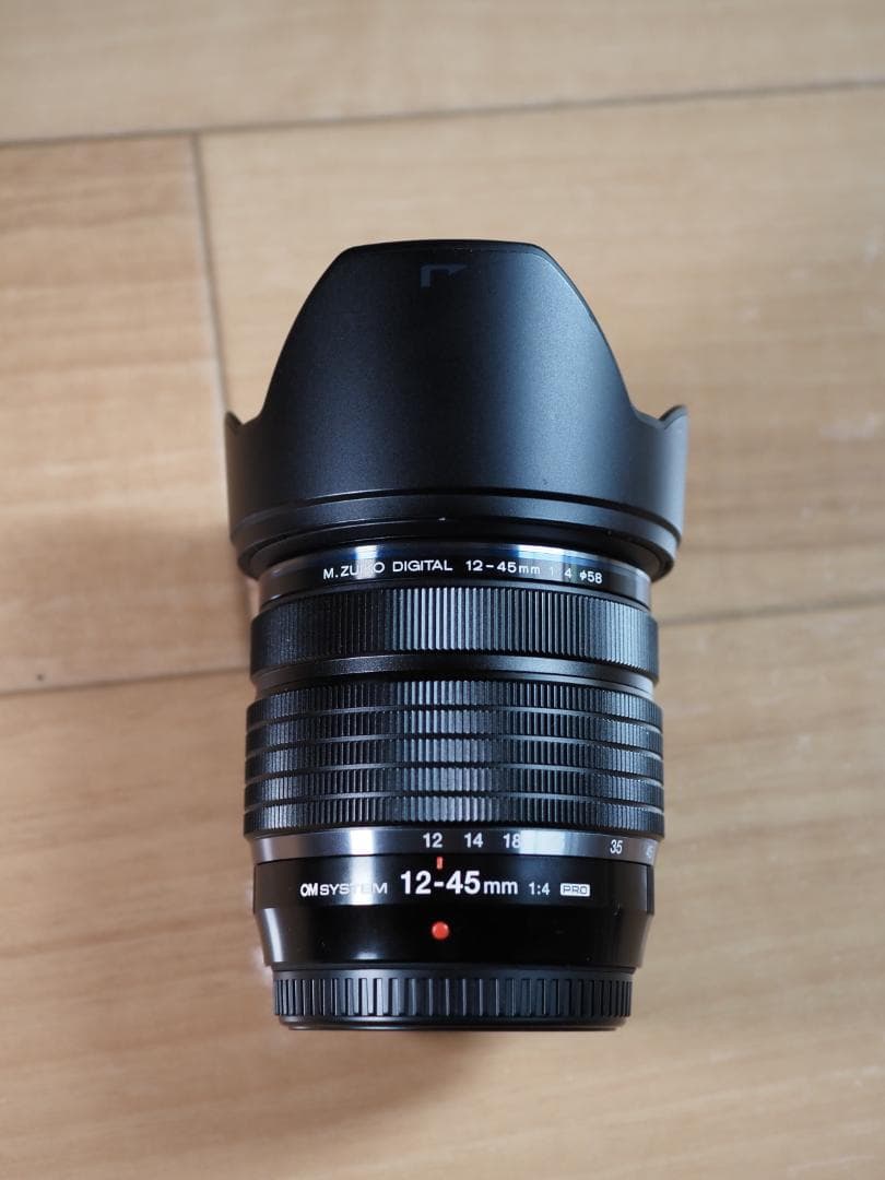美品 OM SYSTEM M.ZUIKO 12-45mm F4.0 PRO