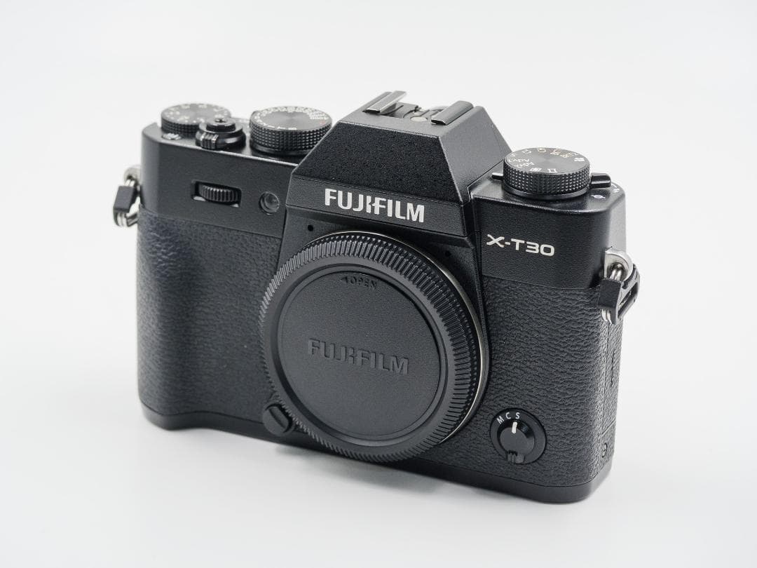 FUJIFILM X-T30 ミラーレス一眼 本体 純正拡張グリップ付